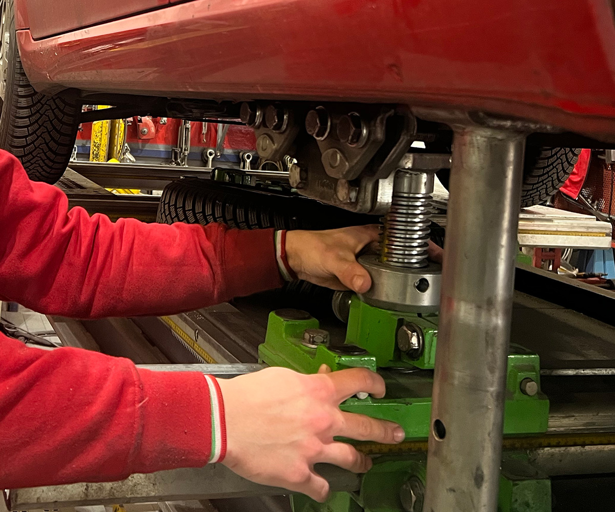 Riparazione meccanica auto a Torino da Carrozzeria Piossasco Riparazione meccanica auto a Torino da Carrozzeria Piossasco